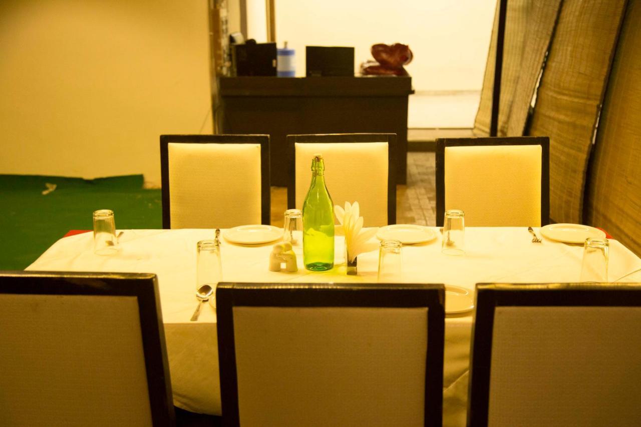Hotel The Mewar Dabok Ngoại thất bức ảnh