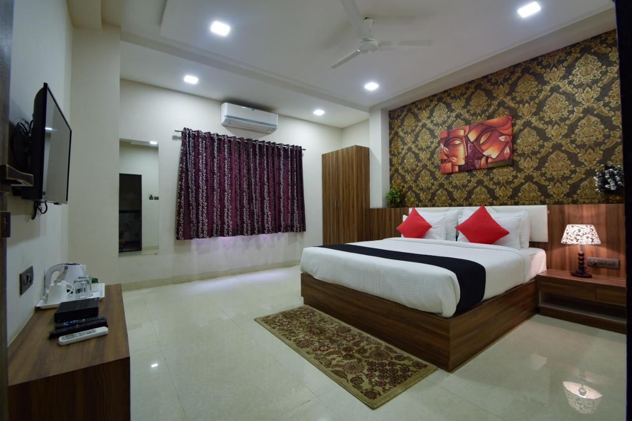 Hotel The Mewar Dabok Ngoại thất bức ảnh