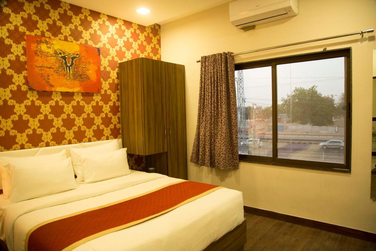 Hotel The Mewar Dabok Ngoại thất bức ảnh