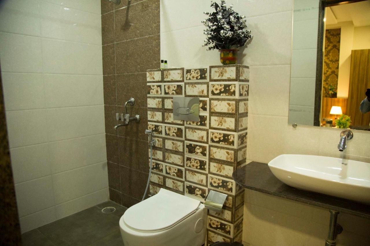 Hotel The Mewar Dabok Ngoại thất bức ảnh