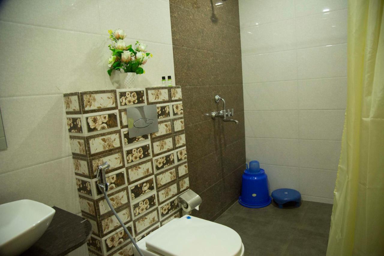 Hotel The Mewar Dabok Ngoại thất bức ảnh