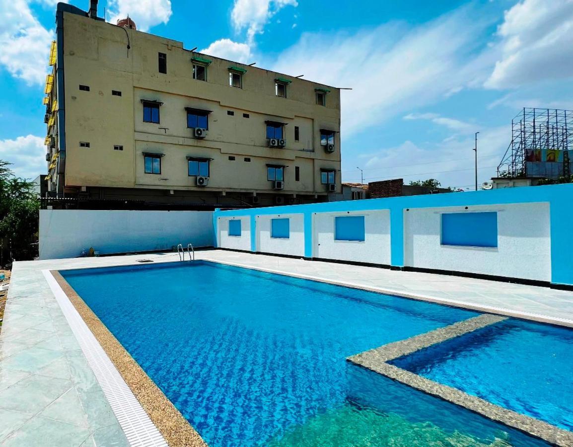 Hotel The Mewar Dabok Ngoại thất bức ảnh