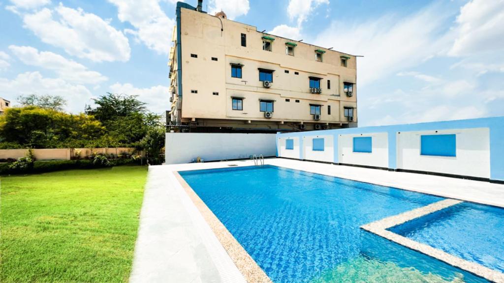Hotel The Mewar Dabok Ngoại thất bức ảnh