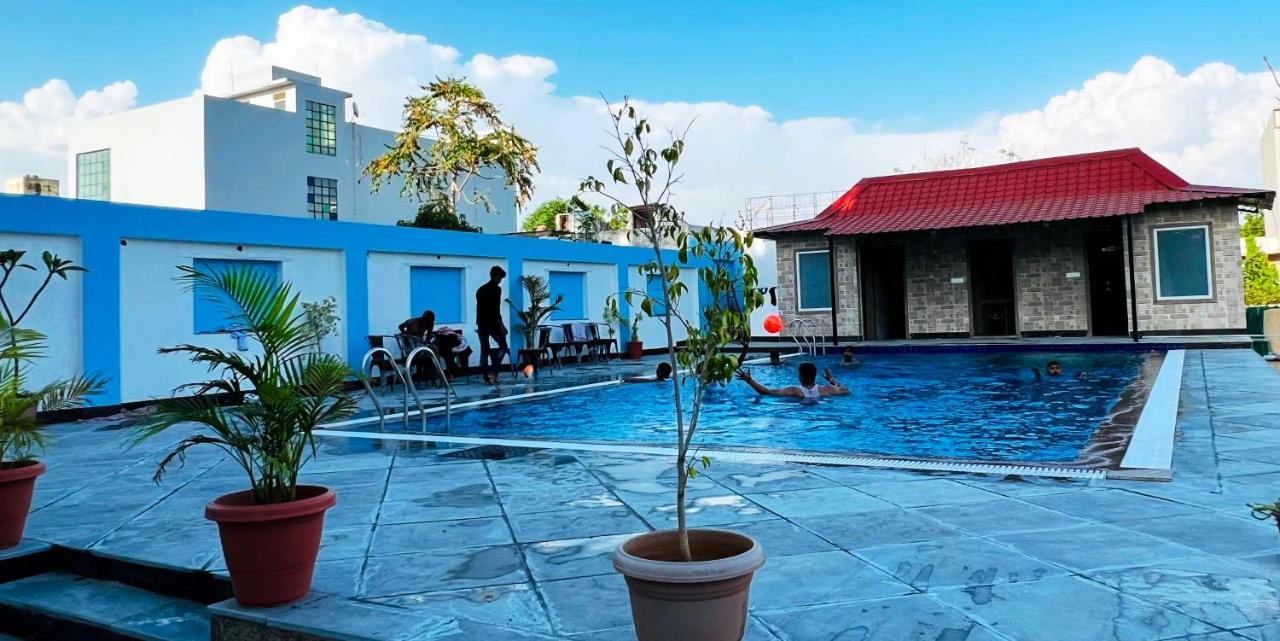 Hotel The Mewar Dabok Ngoại thất bức ảnh