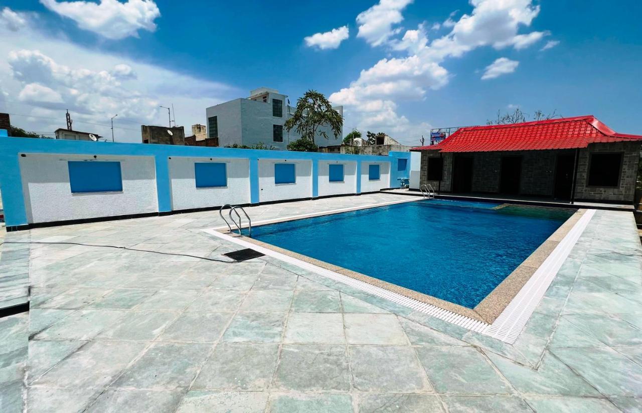 Hotel The Mewar Dabok Ngoại thất bức ảnh