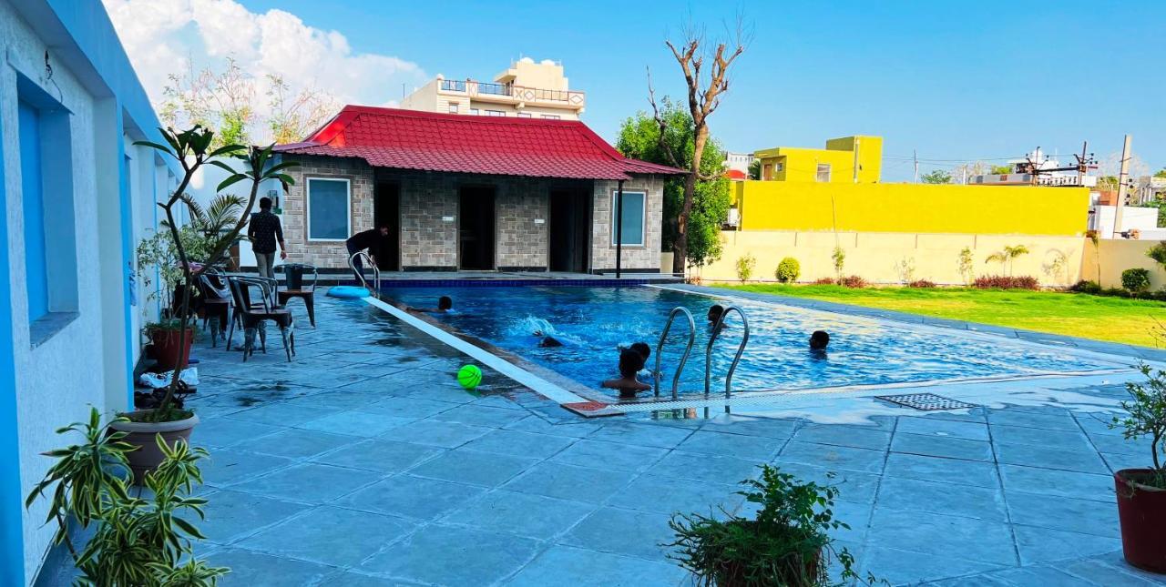 Hotel The Mewar Dabok Ngoại thất bức ảnh